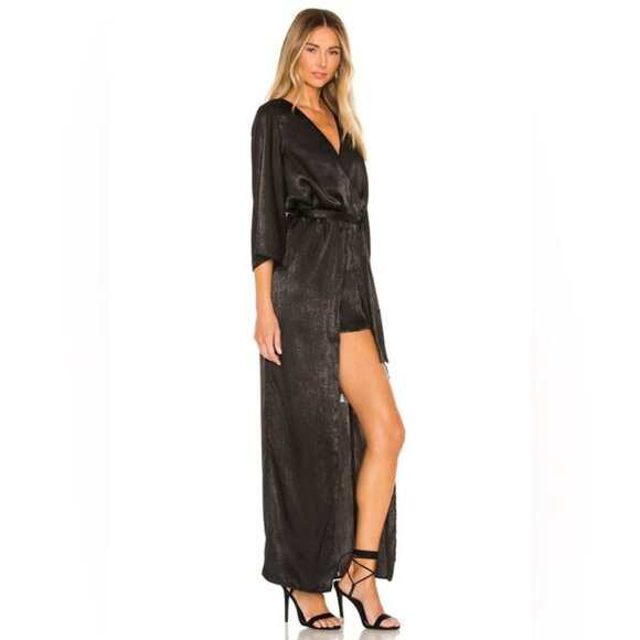 LOVERS   FRIENDS Ashton Romper Robe Size Medium NWT - Picture 10 of 11